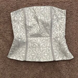 White House Black Market Women's White and Gray Embroidery Corset, Size 2